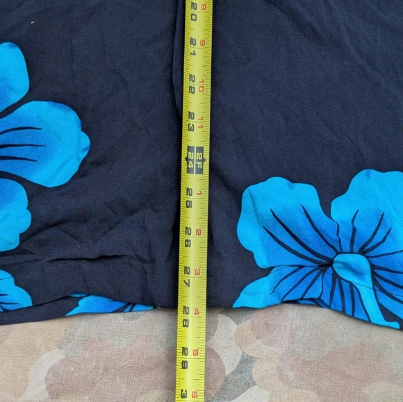 NWT Favant Rayon Hawaiian Hibiscus Button Up Shirt Never Worn Black Blu Sz L - Picture 8 of 11